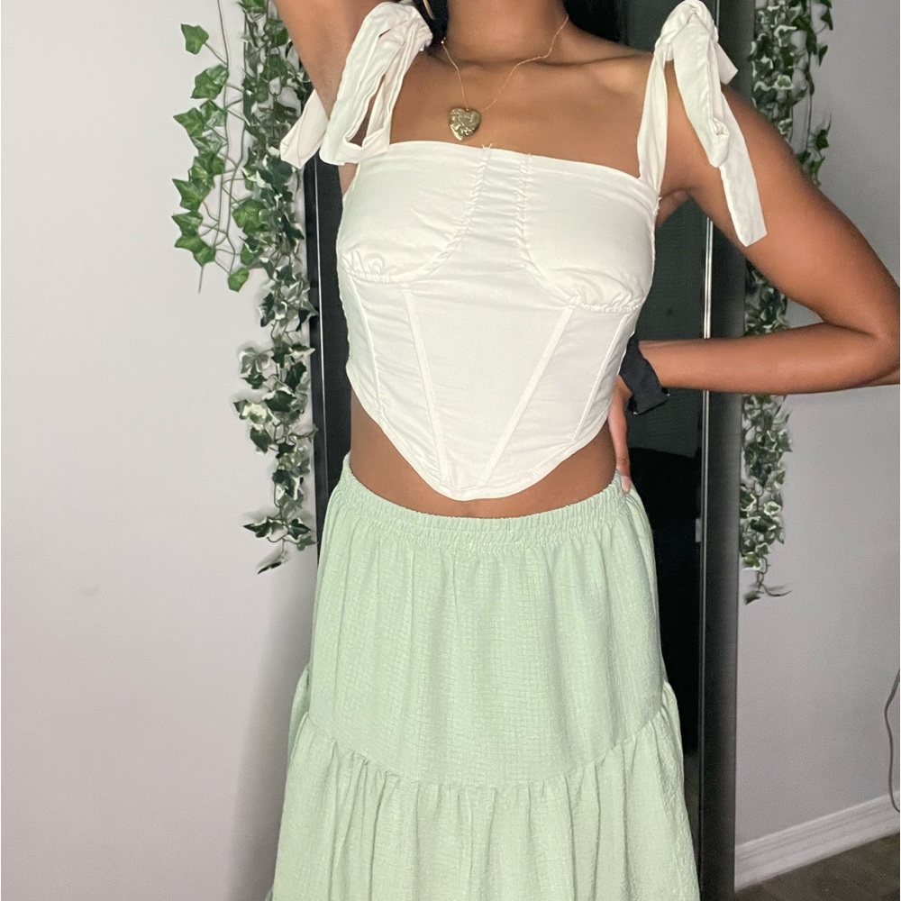 CREAM CORSET X DOLLS KILL